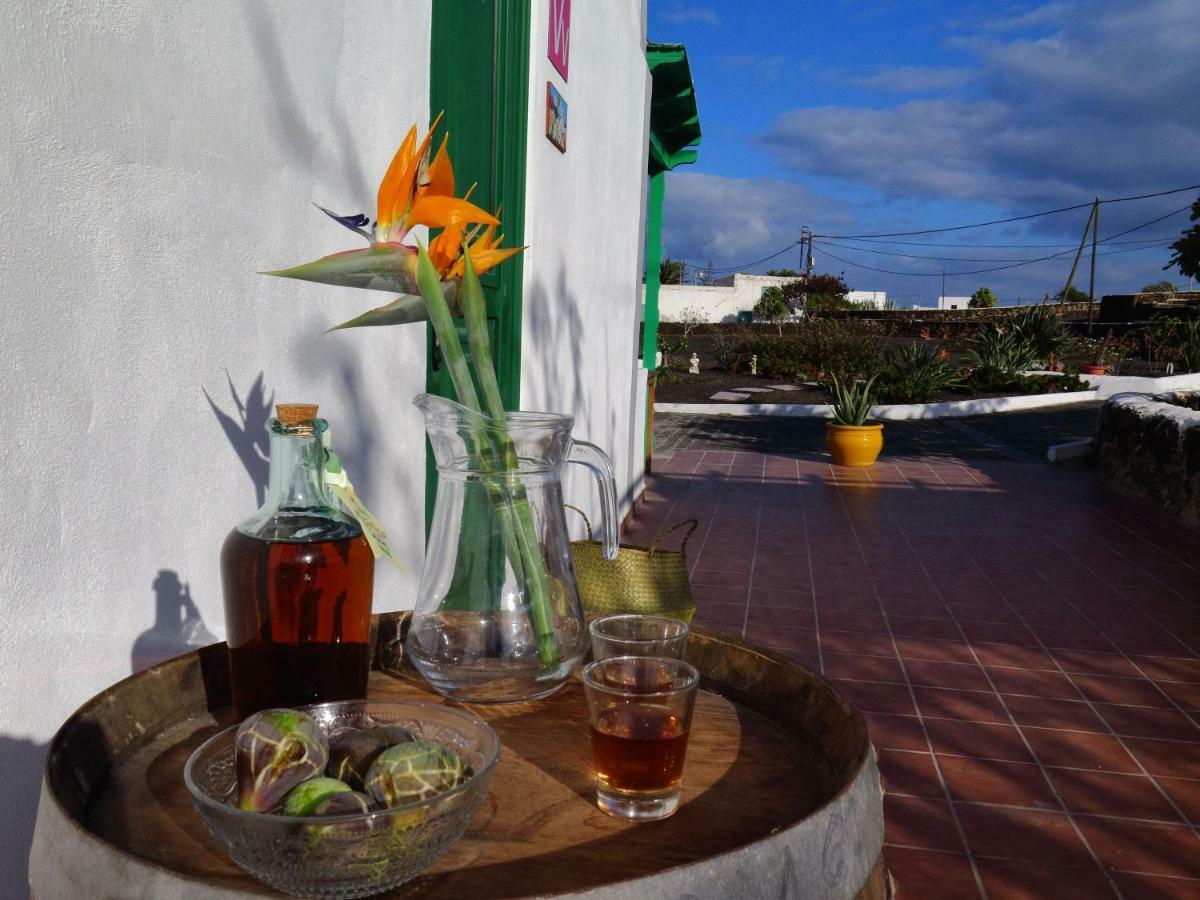 Casa Mi Tio Perico Guest House Mala Exterior photo